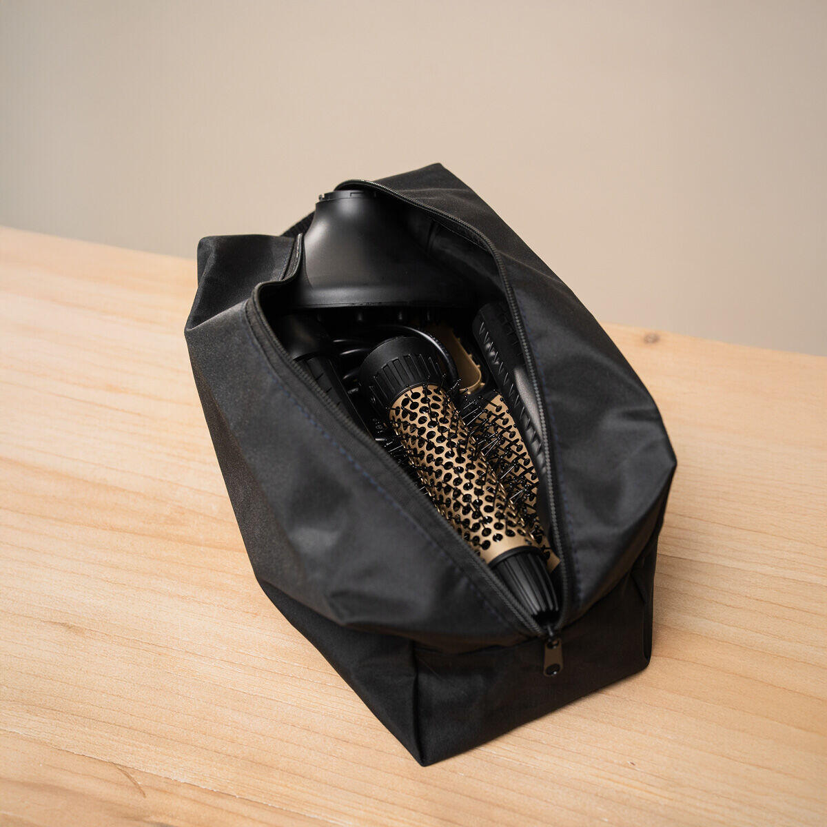 Cepillo de Aire Secador y Moldeador Multifunción Iónico con Tecnología Coanda y 7 Accesorios Wavify InnovaGoods